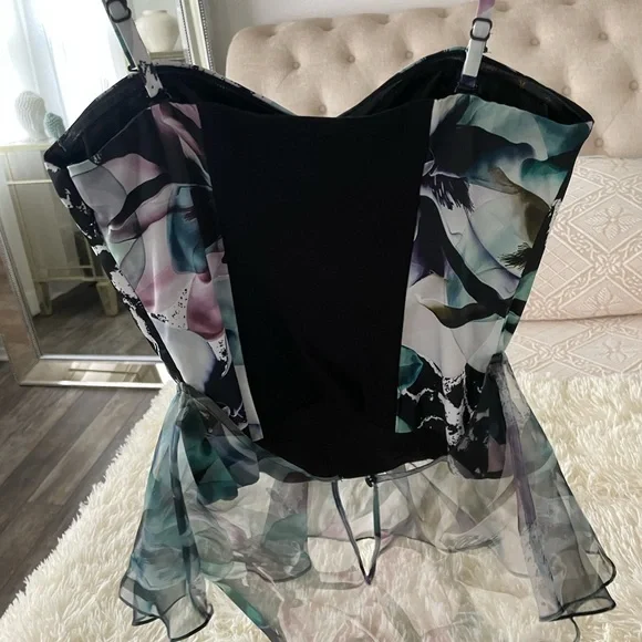 Bebe top medium - Picture 2 of 4